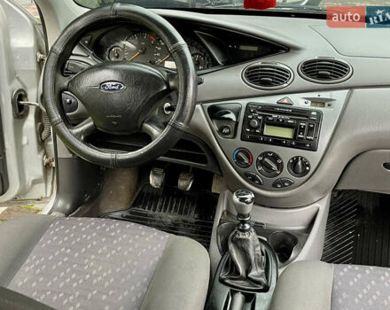 Сірий Форд Фокус, об'ємом двигуна 1.8 л та пробігом 281 тис. км за 2650 $, фото 22 на Automoto.ua