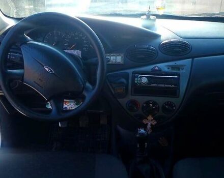Сірий Форд Фокус, об'ємом двигуна 1.6 л та пробігом 257 тис. км за 3200 $, фото 5 на Automoto.ua