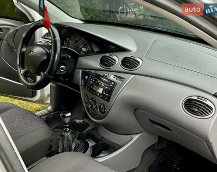 Сірий Форд Фокус, об'ємом двигуна 1.8 л та пробігом 281 тис. км за 2650 $, фото 9 на Automoto.ua