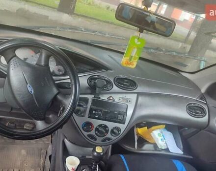 Сірий Форд Фокус, об'ємом двигуна 1.8 л та пробігом 300 тис. км за 3200 $, фото 3 на Automoto.ua