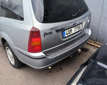 Серый Форд Фокус, объемом двигателя 1.8 л и пробегом 200 тыс. км за 750 $, фото 2 на Automoto.ua