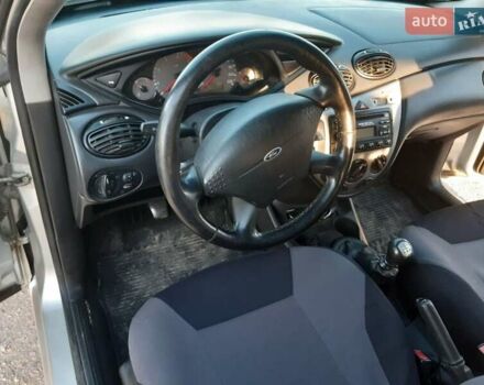 Сірий Форд Фокус, об'ємом двигуна 1.8 л та пробігом 314 тис. км за 3999 $, фото 6 на Automoto.ua
