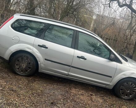 Серый Форд Фокус, объемом двигателя 1.8 л и пробегом 320 тыс. км за 3543 $, фото 5 на Automoto.ua