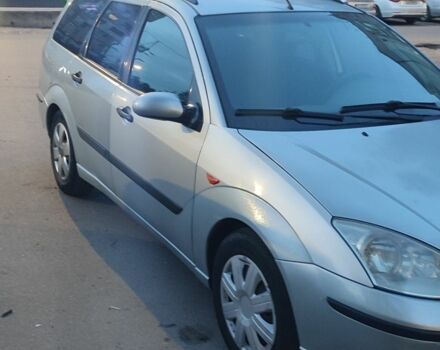 Серый Форд Фокус, объемом двигателя 1.8 л и пробегом 320 тыс. км за 3000 $, фото 1 на Automoto.ua