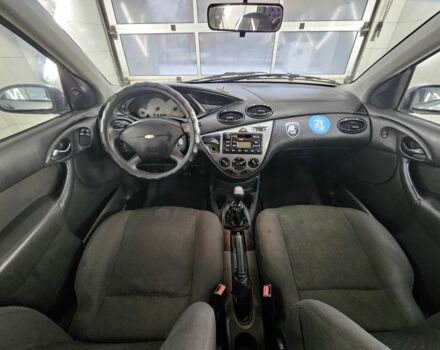 Серый Форд Фокус, объемом двигателя 1.8 л и пробегом 347 тыс. км за 2500 $, фото 6 на Automoto.ua