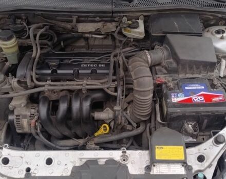 Сірий Форд Фокус, об'ємом двигуна 1.6 л та пробігом 265 тис. км за 1400 $, фото 10 на Automoto.ua