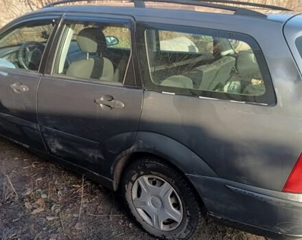 Серый Форд Фокус, объемом двигателя 1.6 л и пробегом 290 тыс. км за 1700 $, фото 3 на Automoto.ua