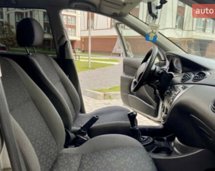 Серый Форд Фокус, объемом двигателя 1.8 л и пробегом 290 тыс. км за 2850 $, фото 16 на Automoto.ua