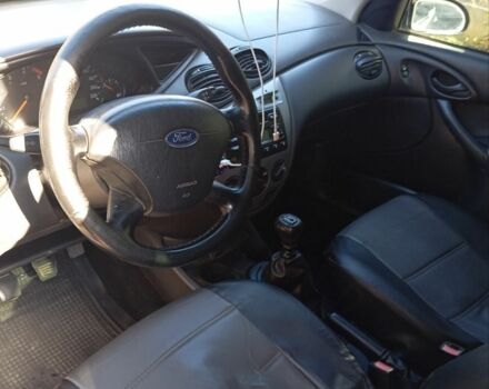 Сірий Форд Фокус, об'ємом двигуна 1.8 л та пробігом 380 тис. км за 2250 $, фото 6 на Automoto.ua