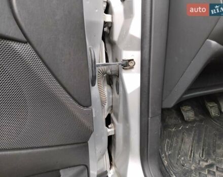 Серый Форд Фокус, объемом двигателя 1.8 л и пробегом 245 тыс. км за 4500 $, фото 27 на Automoto.ua