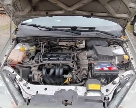 Сірий Форд Фокус, об'ємом двигуна 1.6 л та пробігом 265 тис. км за 1400 $, фото 11 на Automoto.ua