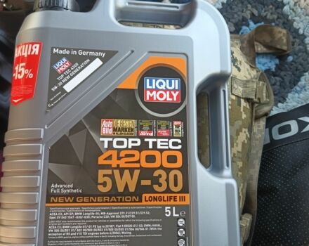 Серый Форд Фокус, объемом двигателя 1.6 л и пробегом 290 тыс. км за 1700 $, фото 8 на Automoto.ua