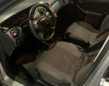 Серый Форд Фокус, объемом двигателя 1.6 л и пробегом 250 тыс. км за 2700 $, фото 1 на Automoto.ua