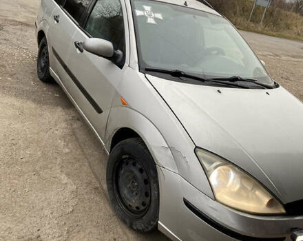 Серый Форд Фокус, объемом двигателя 1.8 л и пробегом 350 тыс. км за 1300 $, фото 2 на Automoto.ua