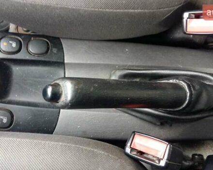 Серый Форд Фокус, объемом двигателя 1.8 л и пробегом 245 тыс. км за 4500 $, фото 24 на Automoto.ua