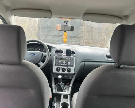 Серый Форд Фокус, объемом двигателя 1.8 л и пробегом 320 тыс. км за 3543 $, фото 3 на Automoto.ua