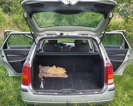 Серый Форд Фокус, объемом двигателя 1.8 л и пробегом 245 тыс. км за 4500 $, фото 25 на Automoto.ua