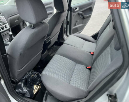 Сірий Форд Фокус, об'ємом двигуна 1.6 л та пробігом 200 тис. км за 3950 $, фото 8 на Automoto.ua