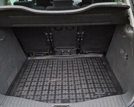 Серый Форд Фокус, объемом двигателя 1.56 л и пробегом 323 тыс. км за 4800 $, фото 12 на Automoto.ua