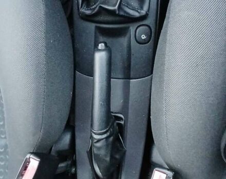 Сірий Форд Фокус, об'ємом двигуна 1.8 л та пробігом 213 тис. км за 4100 $, фото 60 на Automoto.ua