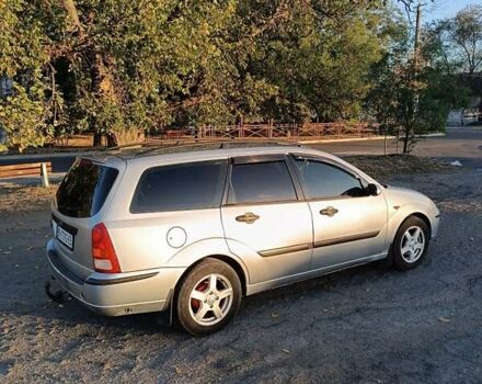 Серый Форд Фокус, объемом двигателя 1.6 л и пробегом 500 тыс. км за 3800 $, фото 3 на Automoto.ua