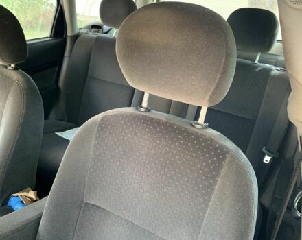 Серый Форд Фокус, объемом двигателя 1.8 л и пробегом 300 тыс. км за 3255 $, фото 4 на Automoto.ua