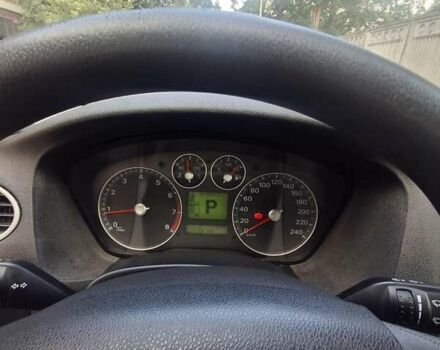 Серый Форд Фокус, объемом двигателя 1.6 л и пробегом 190 тыс. км за 5000 $, фото 8 на Automoto.ua