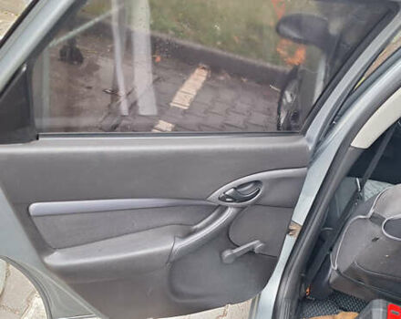 Серый Форд Фокус, объемом двигателя 1.6 л и пробегом 233 тыс. км за 3700 $, фото 9 на Automoto.ua