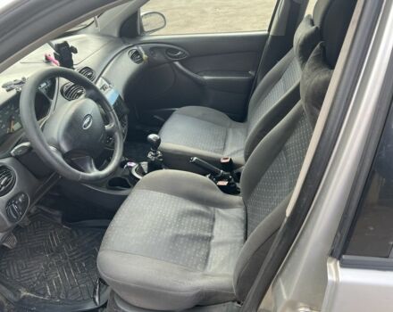 Серый Форд Фокус, объемом двигателя 1.8 л и пробегом 400 тыс. км за 700 $, фото 5 на Automoto.ua