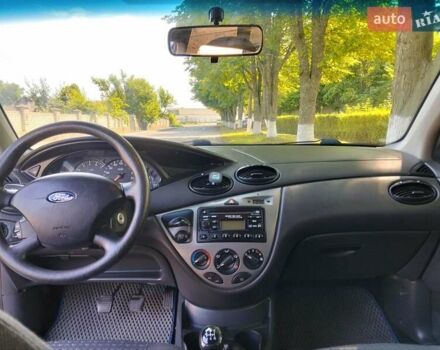 Серый Форд Фокус, объемом двигателя 1.6 л и пробегом 188 тыс. км за 4300 $, фото 11 на Automoto.ua