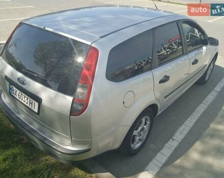Серый Форд Фокус, объемом двигателя 1.6 л и пробегом 293 тыс. км за 4100 $, фото 2 на Automoto.ua
