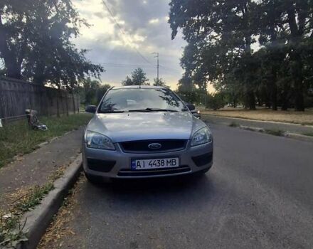 Серый Форд Фокус, объемом двигателя 1.6 л и пробегом 190 тыс. км за 5000 $, фото 5 на Automoto.ua