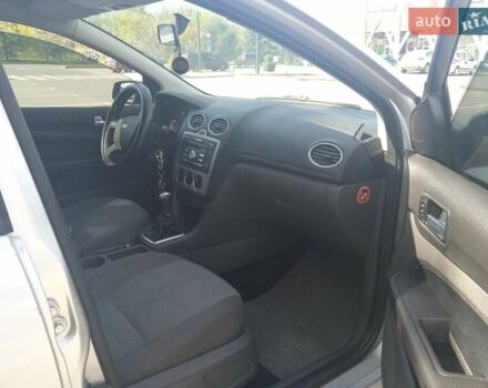 Серый Форд Фокус, объемом двигателя 1.6 л и пробегом 293 тыс. км за 4100 $, фото 4 на Automoto.ua