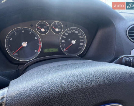 Сірий Форд Фокус, об'ємом двигуна 1.6 л та пробігом 322 тис. км за 3950 $, фото 10 на Automoto.ua