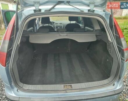 Сірий Форд Фокус, об'ємом двигуна 2 л та пробігом 270 тис. км за 2850 $, фото 8 на Automoto.ua