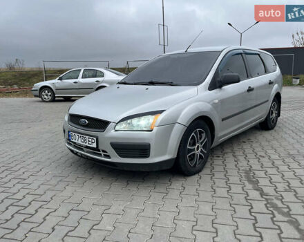 Сірий Форд Фокус, об'ємом двигуна 1.56 л та пробігом 319 тис. км за 3650 $, фото 2 на Automoto.ua