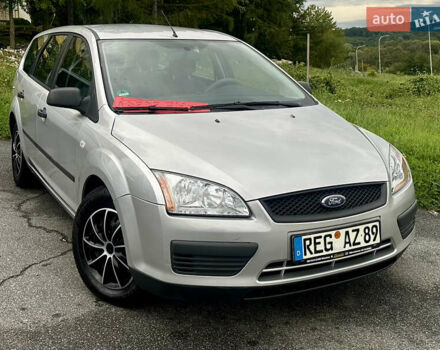 Серый Форд Фокус, объемом двигателя 1.6 л и пробегом 176 тыс. км за 4599 $, фото 11 на Automoto.ua