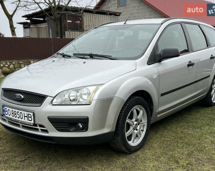Серый Форд Фокус, объемом двигателя 1.6 л и пробегом 144 тыс. км за 4999 $, фото 2 на Automoto.ua