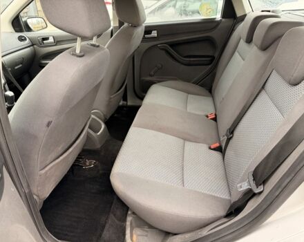 Серый Форд Фокус, объемом двигателя 1.6 л и пробегом 215 тыс. км за 2100 $, фото 10 на Automoto.ua