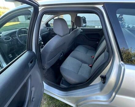 Серый Форд Фокус, объемом двигателя 1.6 л и пробегом 204 тыс. км за 4100 $, фото 13 на Automoto.ua