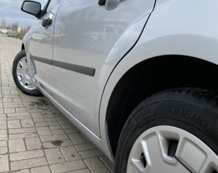 Сірий Форд Фокус, об'ємом двигуна 1.6 л та пробігом 230 тис. км за 2499 $, фото 8 на Automoto.ua