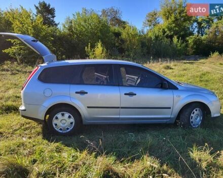 Серый Форд Фокус, объемом двигателя 1.6 л и пробегом 208 тыс. км за 4500 $, фото 8 на Automoto.ua