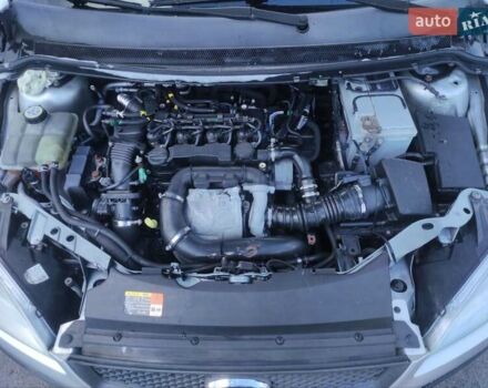 Сірий Форд Фокус, об'ємом двигуна 1.6 л та пробігом 320 тис. км за 2200 $, фото 19 на Automoto.ua