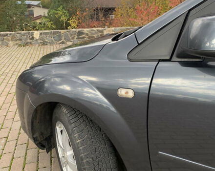 Серый Форд Фокус, объемом двигателя 1.6 л и пробегом 300 тыс. км за 5200 $, фото 15 на Automoto.ua