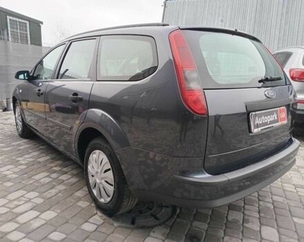 Сірий Форд Фокус, об'ємом двигуна 1.6 л та пробігом 317 тис. км за 3690 $, фото 4 на Automoto.ua