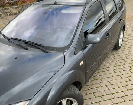 Серый Форд Фокус, объемом двигателя 1.6 л и пробегом 300 тыс. км за 5200 $, фото 16 на Automoto.ua