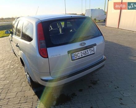 Сірий Форд Фокус, об'ємом двигуна 1.6 л та пробігом 218 тис. км за 4200 $, фото 3 на Automoto.ua