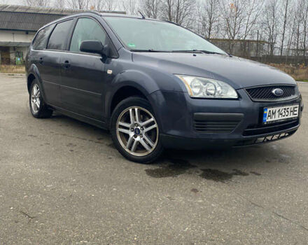 Серый Форд Фокус, объемом двигателя 1.56 л и пробегом 293 тыс. км за 4000 $, фото 2 на Automoto.ua