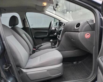 Сірий Форд Фокус, об'ємом двигуна 1.6 л та пробігом 317 тис. км за 3690 $, фото 8 на Automoto.ua