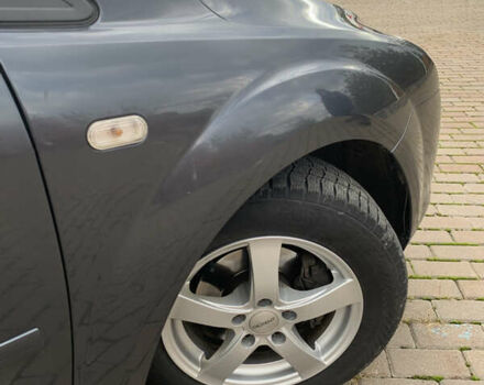 Серый Форд Фокус, объемом двигателя 1.6 л и пробегом 300 тыс. км за 5200 $, фото 4 на Automoto.ua